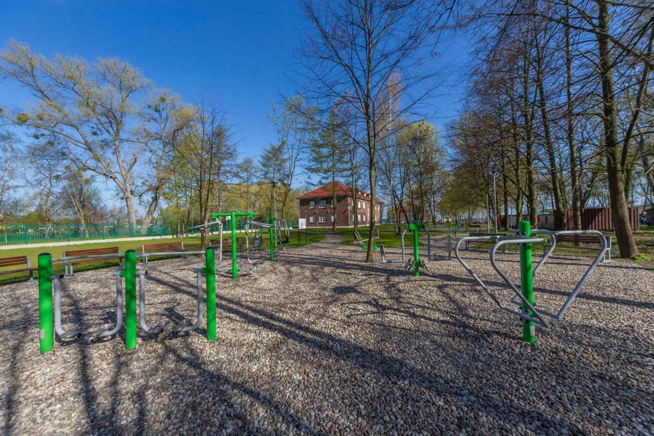 Centrum Żeglarskie Szczecin Exteriör bild